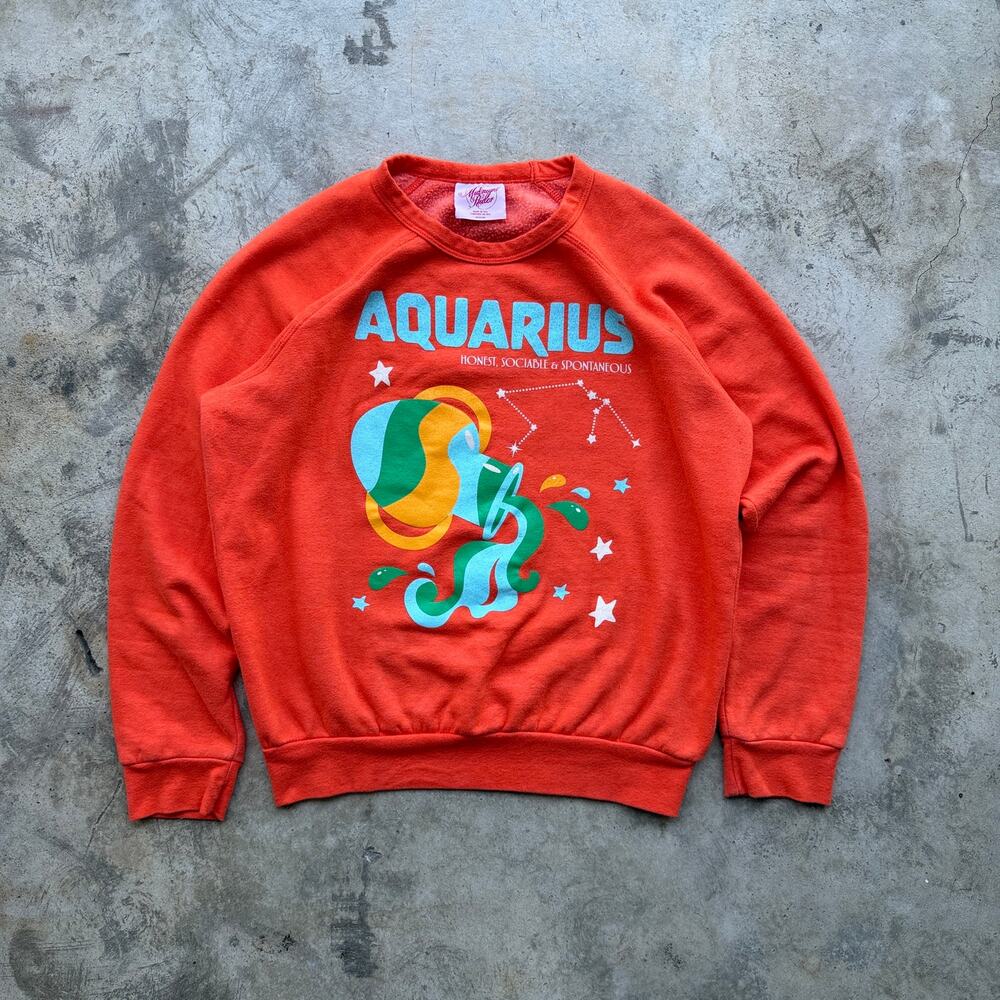 Vintage 90s Aquarius Zodiac Crewneck Sweatshirt Medium